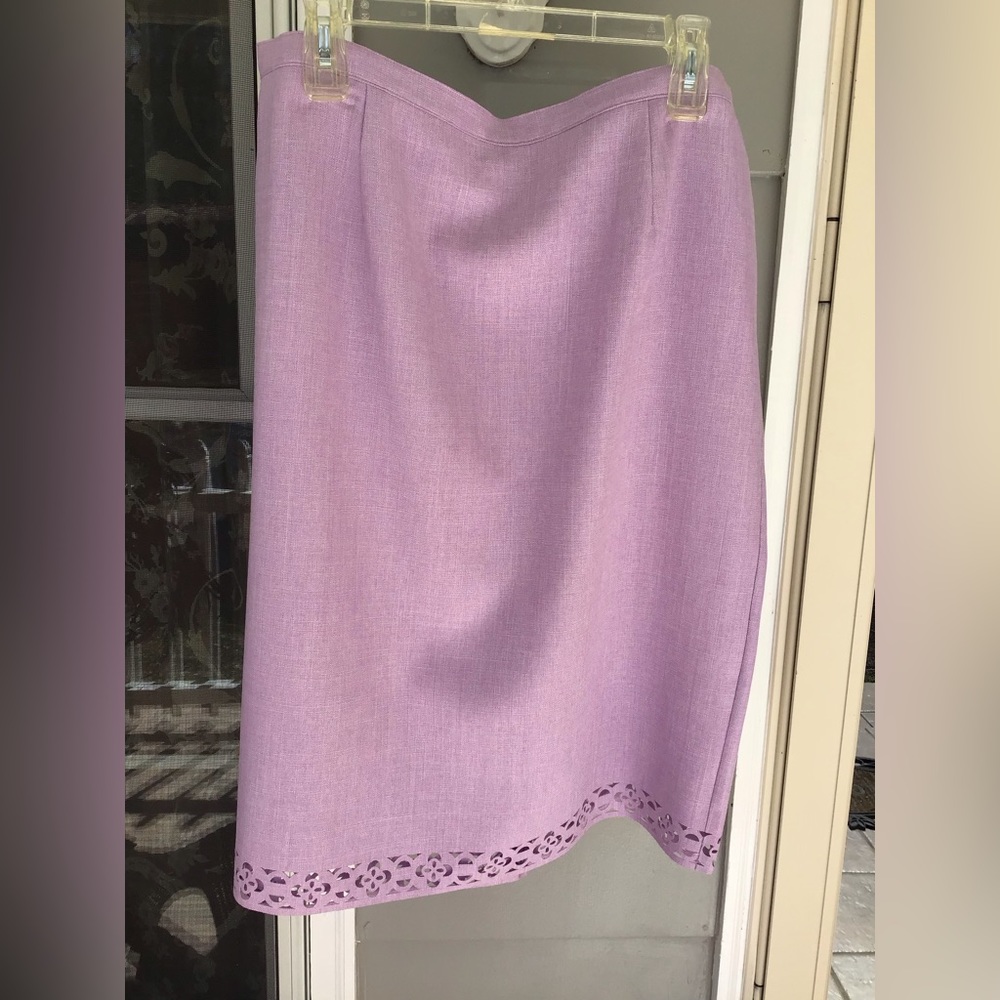 Alfred Dunner Women's Lavender button Waist Straight Skirt Size 16 NWOT - Picture 7 of 16